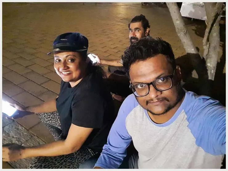 "ඔබතුමන්ලා යක්කුන්ට බය නැත්නම් සොහොනේ ගෙවල් හදන්නේ නෑ කියලා ලොකු චණ්ඩිකම් කතා කරන්න එපා" - දමිතා අබේරත්න 3 09af2712 51f8 4461 b176 da45363a350c