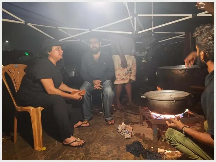 "ඔබතුමන්ලා යක්කුන්ට බය නැත්නම් සොහොනේ ගෙවල් හදන්නේ නෑ කියලා ලොකු චණ්ඩිකම් කතා කරන්න එපා" - දමිතා අබේරත්න 2 4f084511 b48c 4f6a 9360 26a95f9d7b66