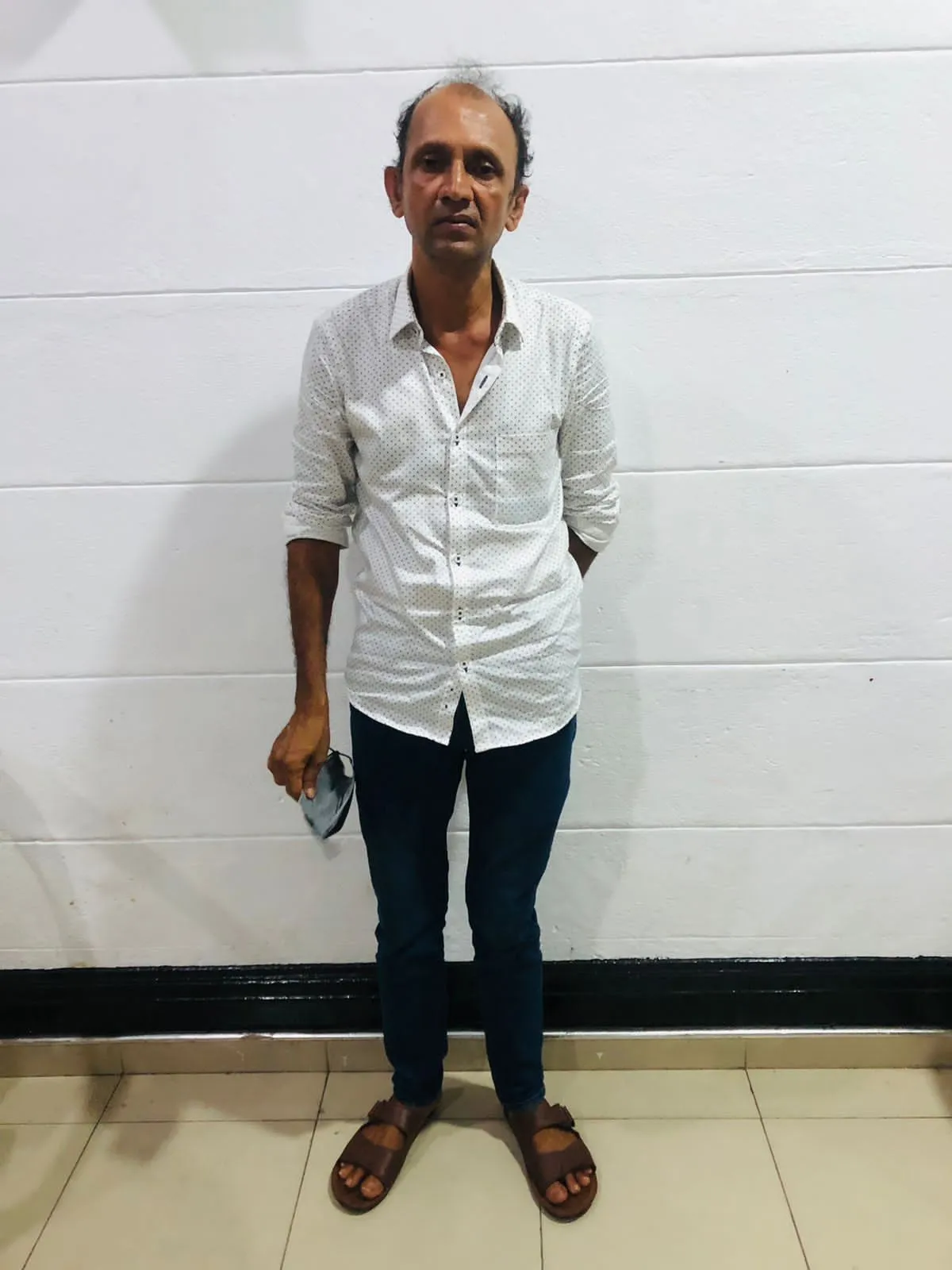 හෙරොයින් සමග කාන්තාවක් හා පුද්ගලයින් දෙදෙනෙකු විශේෂ කාර්ය බලකාය නිලධාරීන්ගේ අත්අඩංගුවට 9 WhatsApp Image 2022 05 29 at 7.26.29 PM