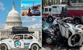 පුංචි කාරයෙන් ලොව වටා ගිය මිතුරන් දෙදෙනා අවාසනාවන්ත ලෙස මෙලොව හැර යයි (ඡායාරූප) 7 download 2