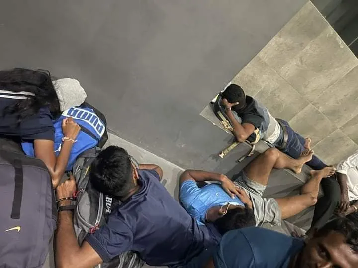 කණිෂ්ඨ මළල ක්රීඩක ක්රීඩිකාවන්ගේ අහිංසක බලාපොරොත්තු සුන් කළ ශ්රී ලංකා මළල ක්රීඩා බලධාරීන් (ඡායාරූප) 2 296732537 5498135266913917 8001629510682232049 n