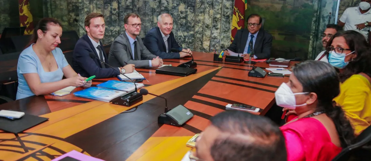 ශ්රී ලංකාවේ ඇස්බැස්ටෝස් භාවිතය පිළිබඳ පරීක්ෂණය එළි දකී 3 74113496 ad07 4b92 8801 2a86beefddd8