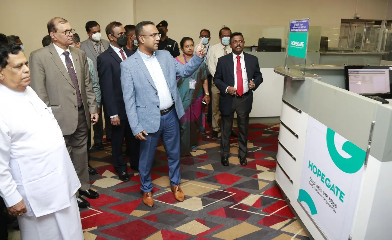 HOPE GATE කටුනායක ගුවන්තොටුපොලේදී විවෘත වෙයි 12 HOPE GATE කටුනායක 12