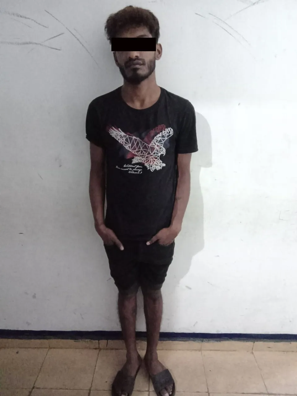 'අලිවත්තේ අසිතගේ' ඝාතනයට යොදාගත් යතුරුපැදිය සමඟ තුනක් අත්අඩංගුවට (ඡායාරූප) 2 WhatsApp Image 2022 10 22 at 7.54.36 AM 1