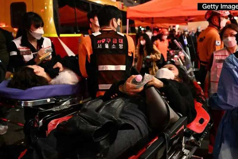 Update - සෝල් අගනුවර ඛේදවාචකයෙන් මියගිය සංඛ්යාව තවත් ඉහළට (ඡායාරූප) 4