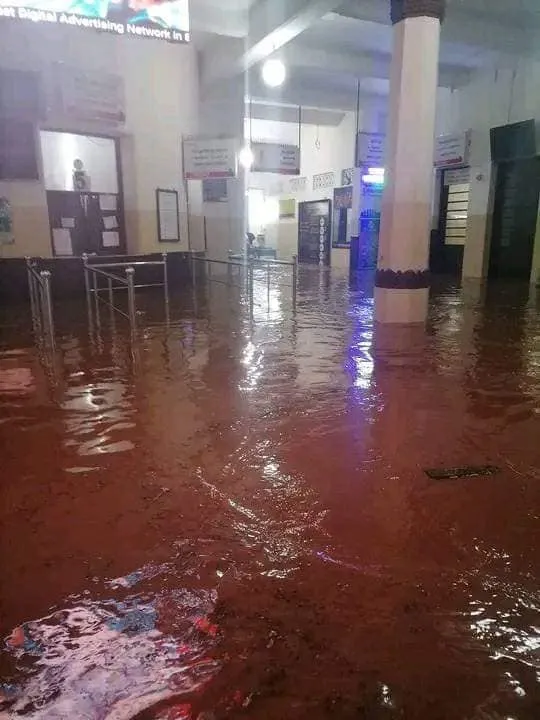 මහනුවර දුම්රිය ස්ථානය ජලයෙන් යටවෙයි (ඡායාරූප) 6 321304628 699095648397271 8788036176430156883 n