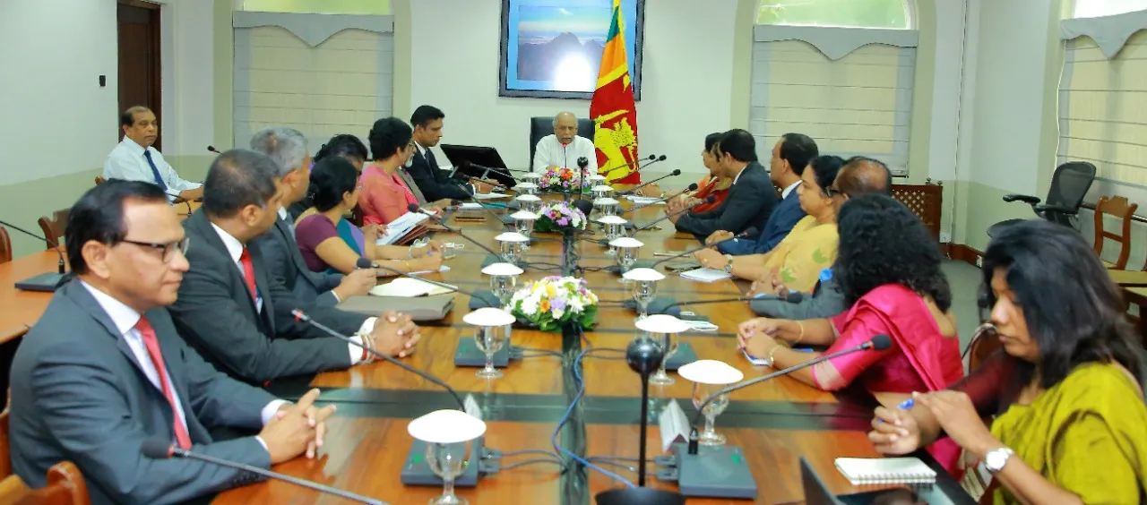 නව, ශ්රී ලංකා තානාපතිවරු හා අග්රාමාත්යවරයා අතර විශේෂ හමුවක් (ඡායාරූප) 2 WhatsApp Image 2022 12 26 at 12.55.46 PM