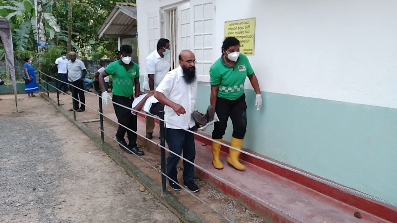 සැප රියෙන් පැමිණි ජයන්ත සමරවීර පුද්ගලයෙකුට පහර දුන් බවට චෝදනා 2 image 31