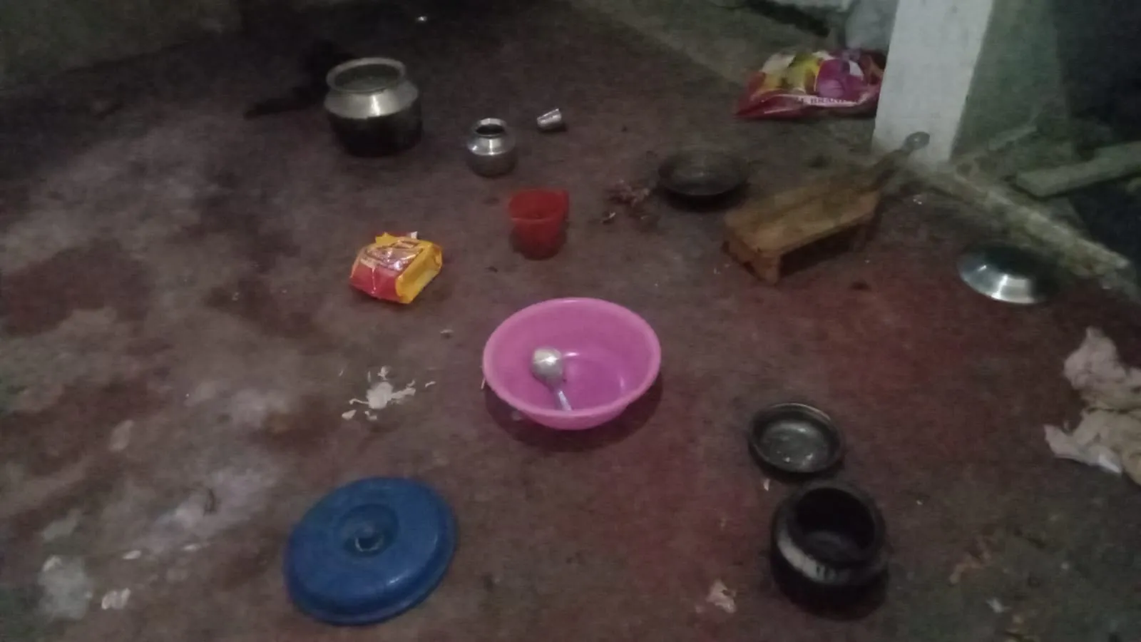 අලුත් අවුරුදු දා උදෑසනම කිලිනොච්චියේ මනුෂ්ය ඝාතනයක් (ඡායාරූප) 2 Kili Muder 6