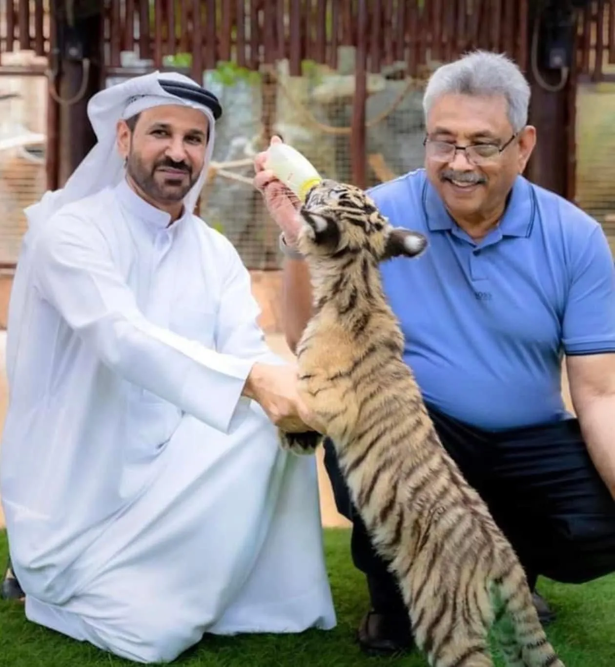 අරාබියේ නිවාඩුව ගතකරන හිටපු ජනපති ගෝඨාහය (ඡායාරූප) 1 WhatsApp Image 2023 01 04 at 11.38.06 PM