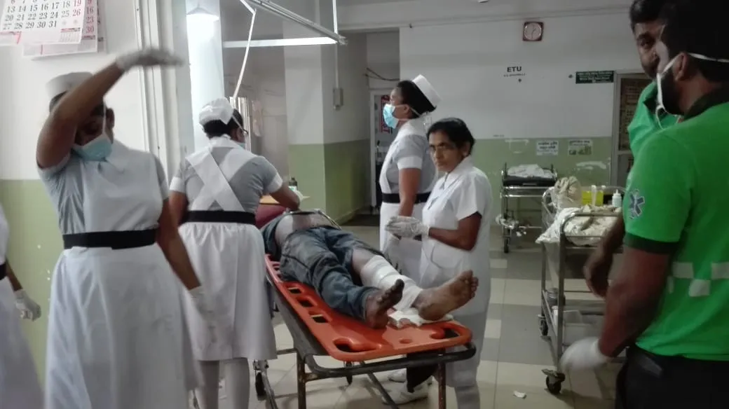 මාවනැල්ල ගනේතැන්නේදී බස් දෙකක් ගැටී එක් අයෙක් මරුට - 21 කට තුවාල(ඡායාරූප) 7 WhatsApp Image 2023 03 07 at 14.04.52 1
