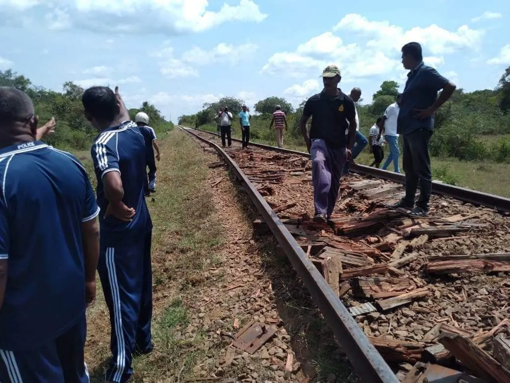 අග්බෝපුර දී උදයදේවී පීලිපනී (ඡායාරූප) 3 WhatsApp Image 2023 04 07 at 2.15.53 PM