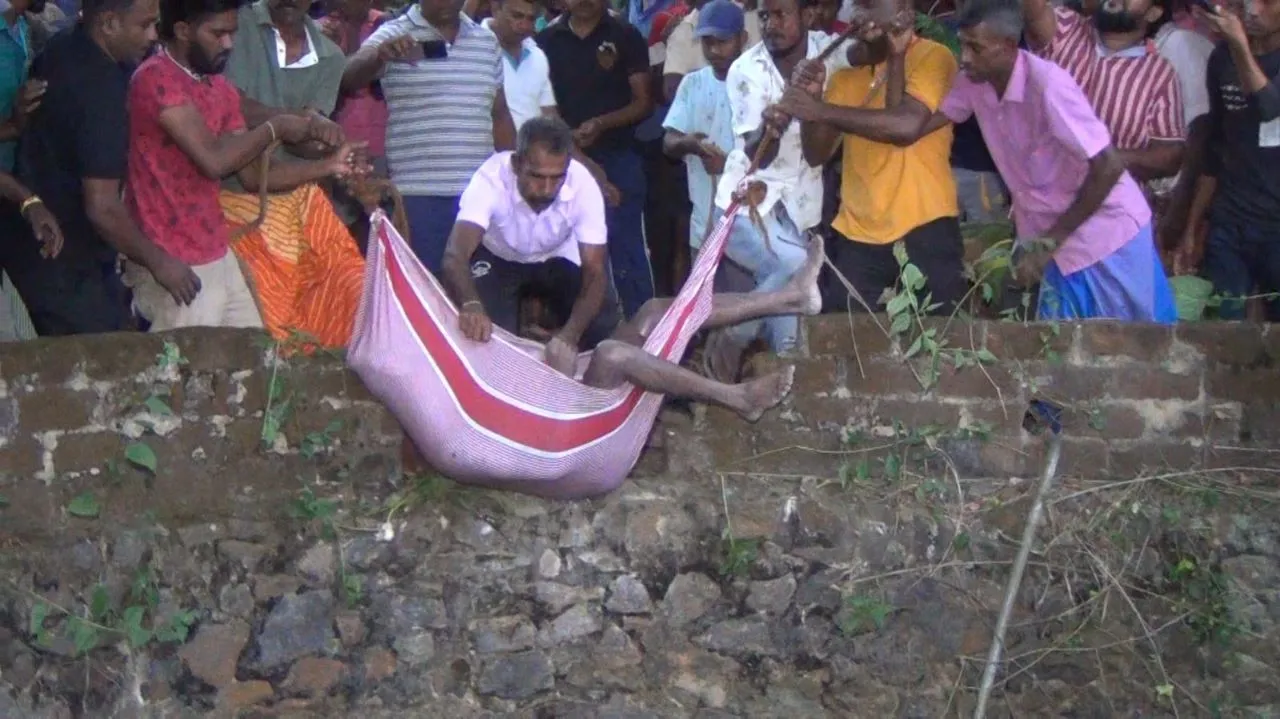 අබිරහස් ලෙස මියගිය පුද්ගලයෙකුගේ සිරුරක් වගා ළිඳකින් හමුවෙයි (ඡායාරූප) 9 10 1