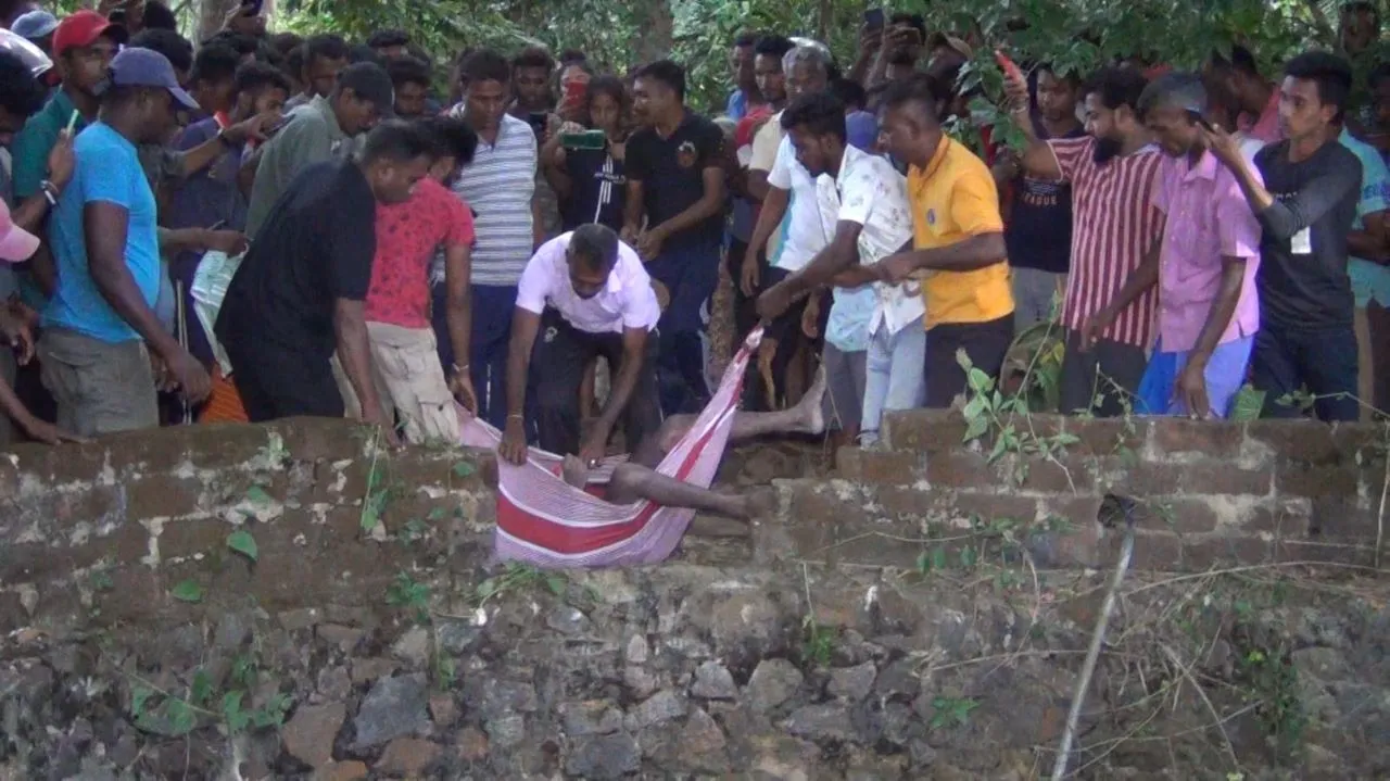 අබිරහස් ලෙස මියගිය පුද්ගලයෙකුගේ සිරුරක් වගා ළිඳකින් හමුවෙයි (ඡායාරූප) 10 11 1