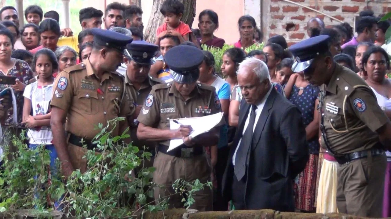 අබිරහස් ලෙස මියගිය පුද්ගලයෙකුගේ සිරුරක් වගා ළිඳකින් හමුවෙයි (ඡායාරූප) 4 4 1