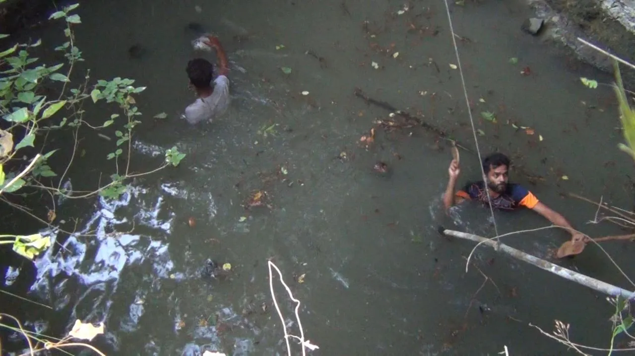 අබිරහස් ලෙස මියගිය පුද්ගලයෙකුගේ සිරුරක් වගා ළිඳකින් හමුවෙයි (ඡායාරූප) 5 5 1