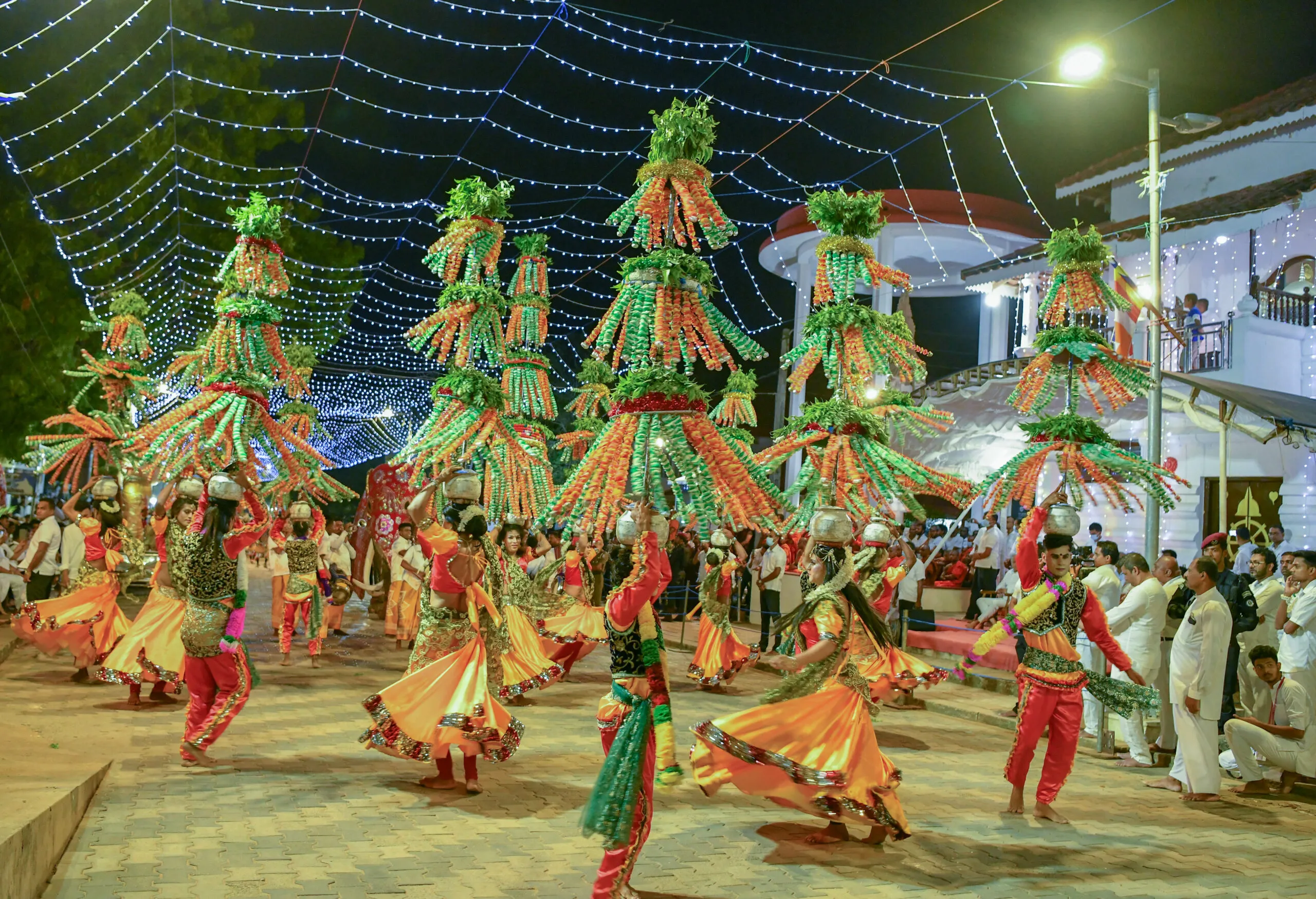 Katharagama Perahara 9 scaled