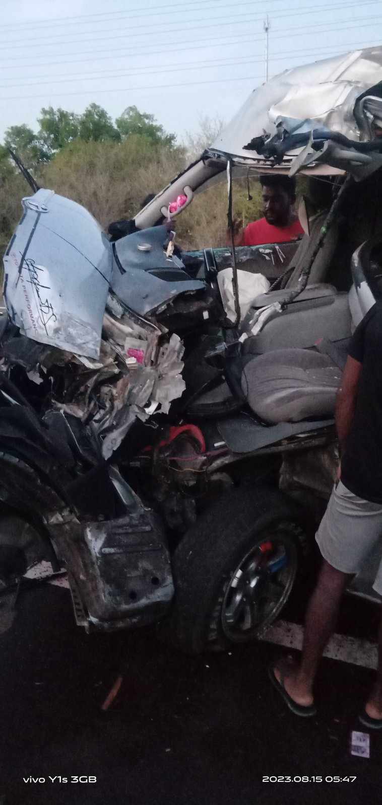 ජීවිත 03ක් අහිමිකරමින් මාන්කුලමේ දී මාරක අනතුරක් (ඡායාරූප) 2 367498289 830718331987890 3107480893625564256 n