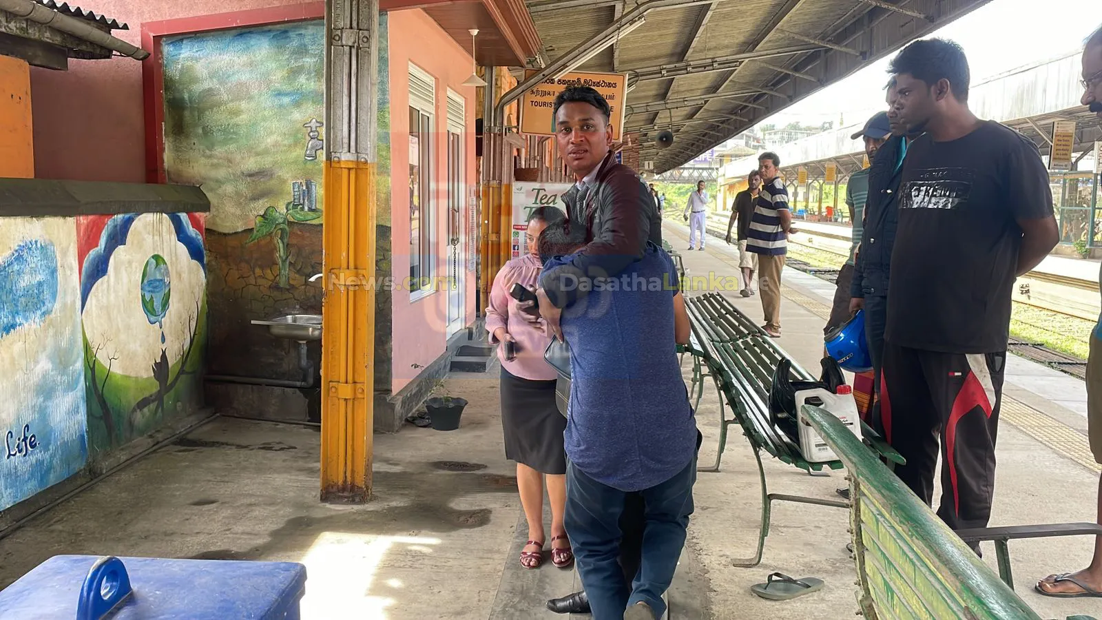 වසර පහක ප්රේම සම්බන්ධය යකඩ යකා නිම කරයි (වීඩියෝ) 2 සම්බන්ධය යකඩ යකා 2