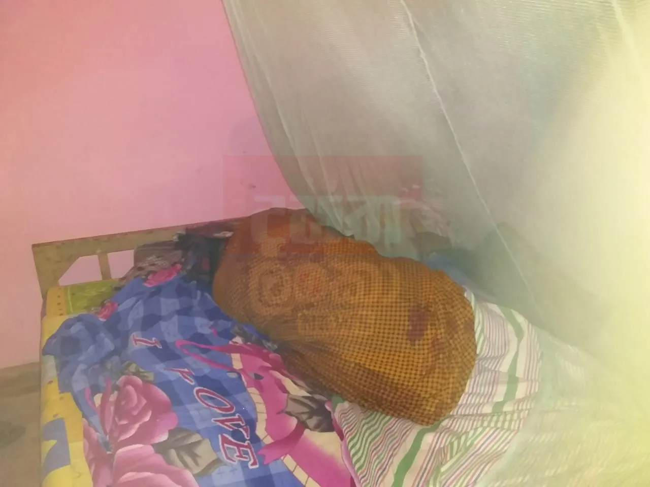 අරලගංවිල සැමියෙක් නිදියහන මත බිරිඳව ඝාතනය කරලා (ඡායාරූප) 1 1 1