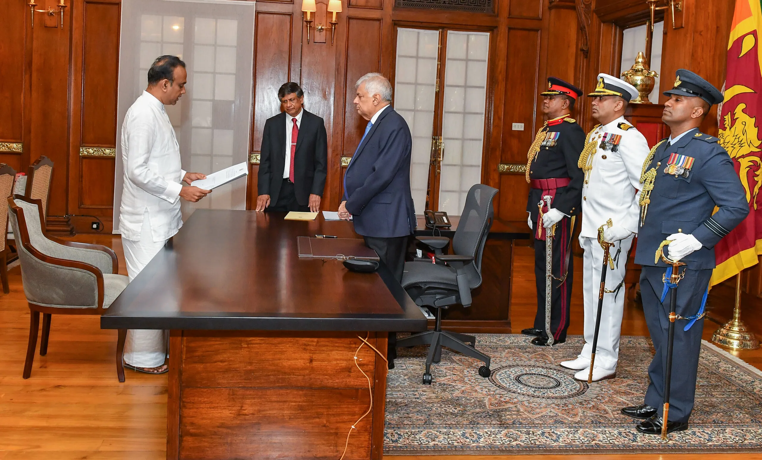 කැබිනට් අමාත්ය ධුරවල වෙනසක් (ඡායාරූප) 2 New Ministers 3 2 scaled