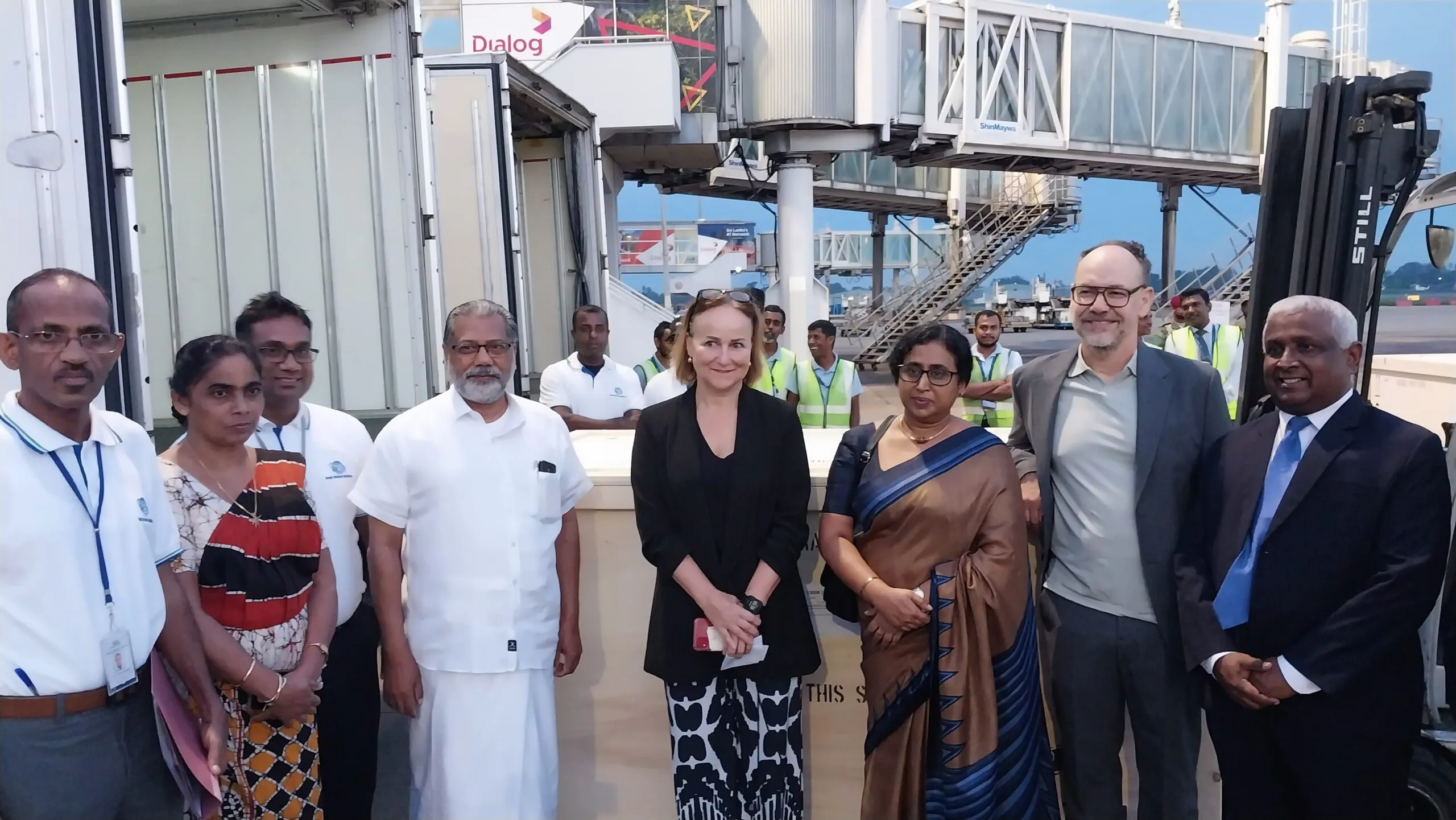 ලන්දේසීන් රැගෙන ගිය කෞතුක භාණ්ඩ තොගය යළි ශ්රී ලංකාවට රැගෙන එයි (ඡායාරූප) 3 20231129 055658 1 scaled