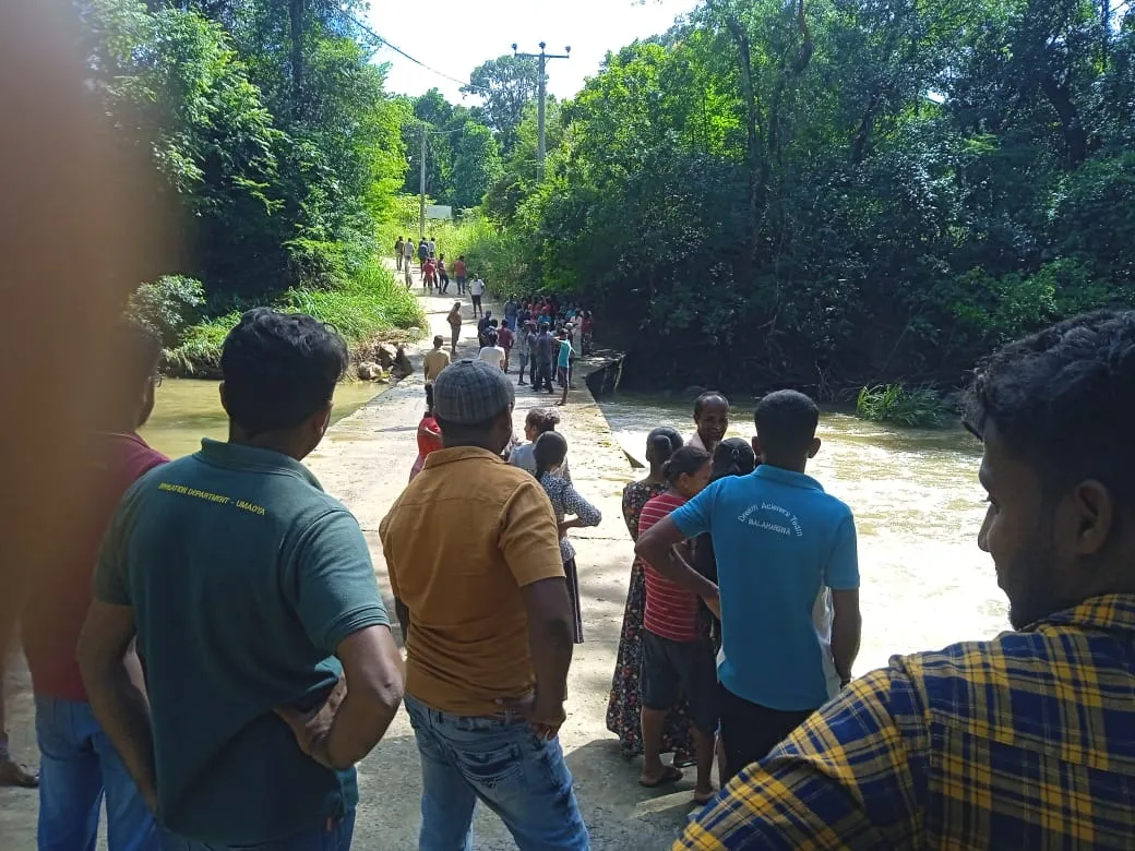 ජීවිත දෙකක් ජල රකුසාට බිළි (ඡායාරූප) 2 WhatsApp Image 2023 11 25 at 8.34.03 AM 1