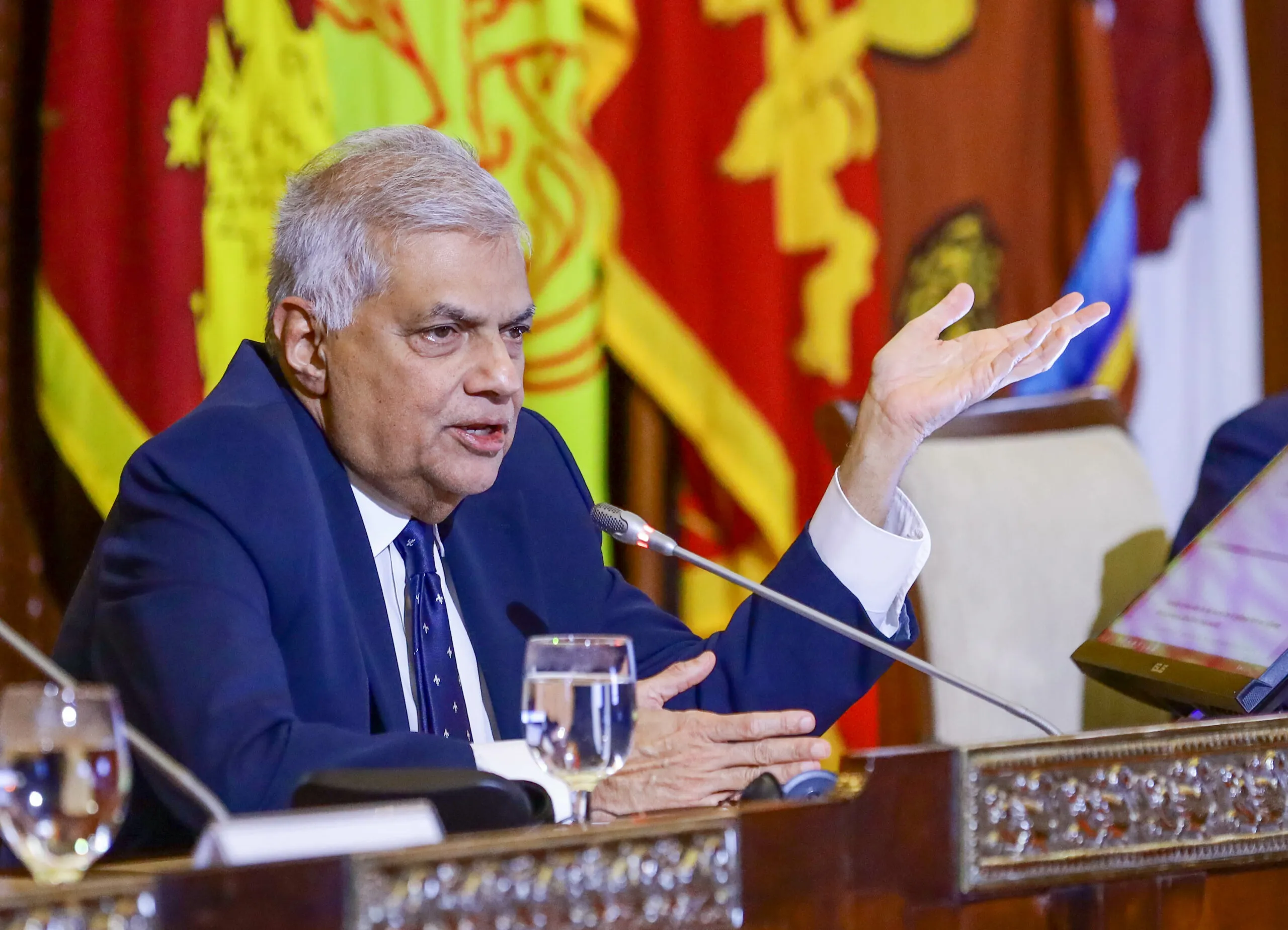 ජනපති සහ උතුරු නැගෙනහිර නියෝජනය කරන ද්රවිඩ පාර්ලිමේන්තු මන්ත්රීවරුන් අතර හමුවක් 1 Meeting with TNA 1 scaled