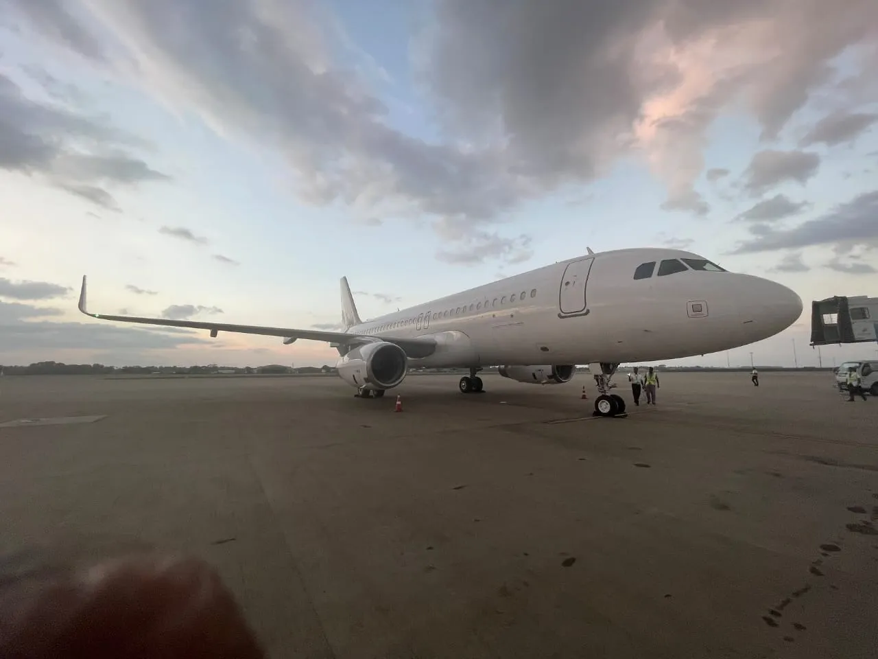 ශ්රී ලංකන් ගුවන් සේවයට නව ගුවන් යානයක් 1 WhatsAppYS xlka .jka fiajhg kj .jka hdkhla 1