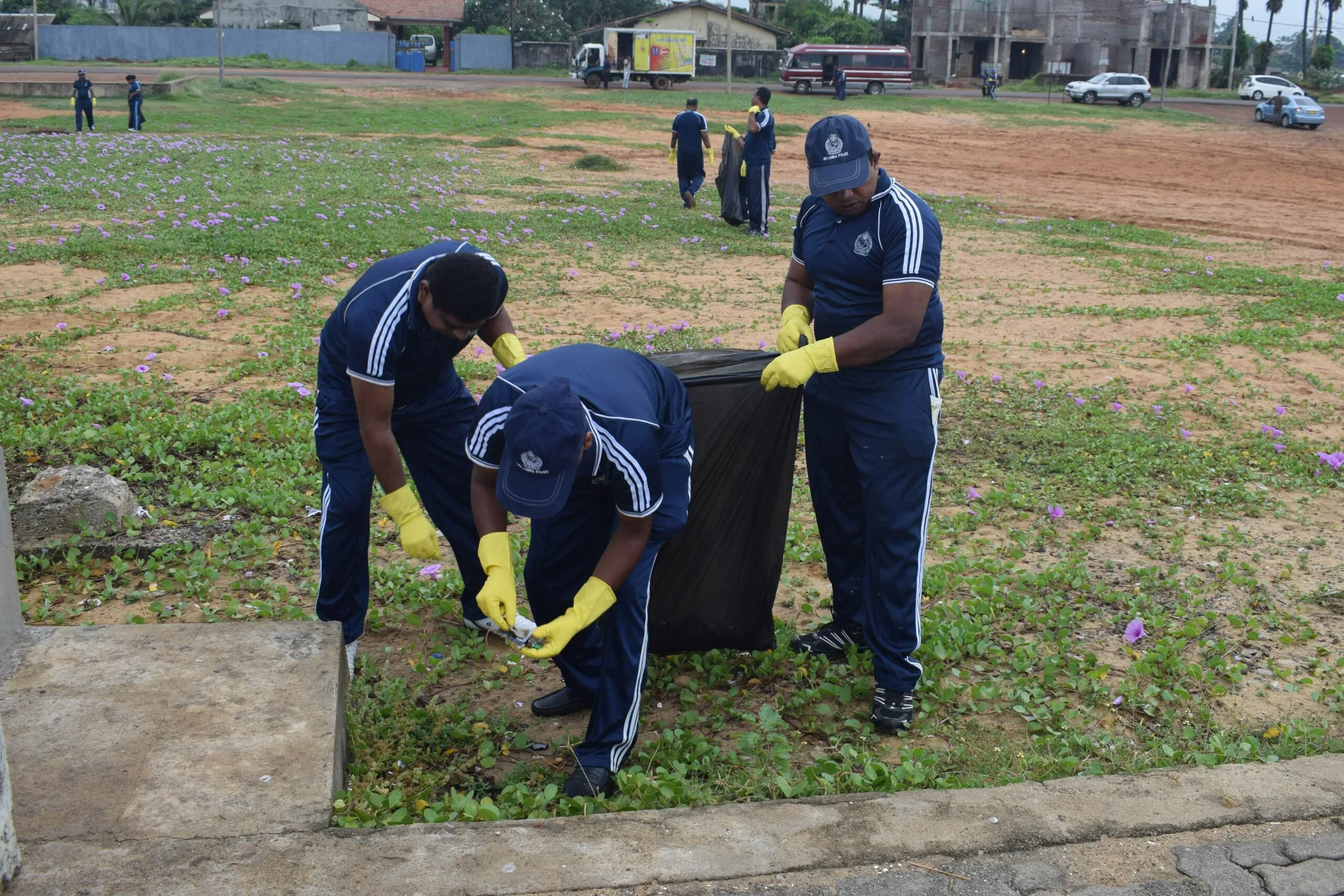 පොලීසියෙන් කාටත් ආදර්ශයක් 2 පොලීසියෙන් කාටත් ආදර්ශයක් 2 scaled