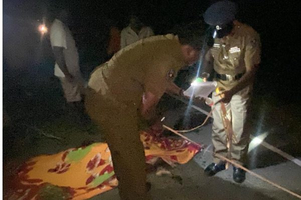 බස් රථයක් පාපැදියක ගැටී අයෙක් ජීවිතක්ෂයට (ඡායාරූප) 1 Mannar Accident 2