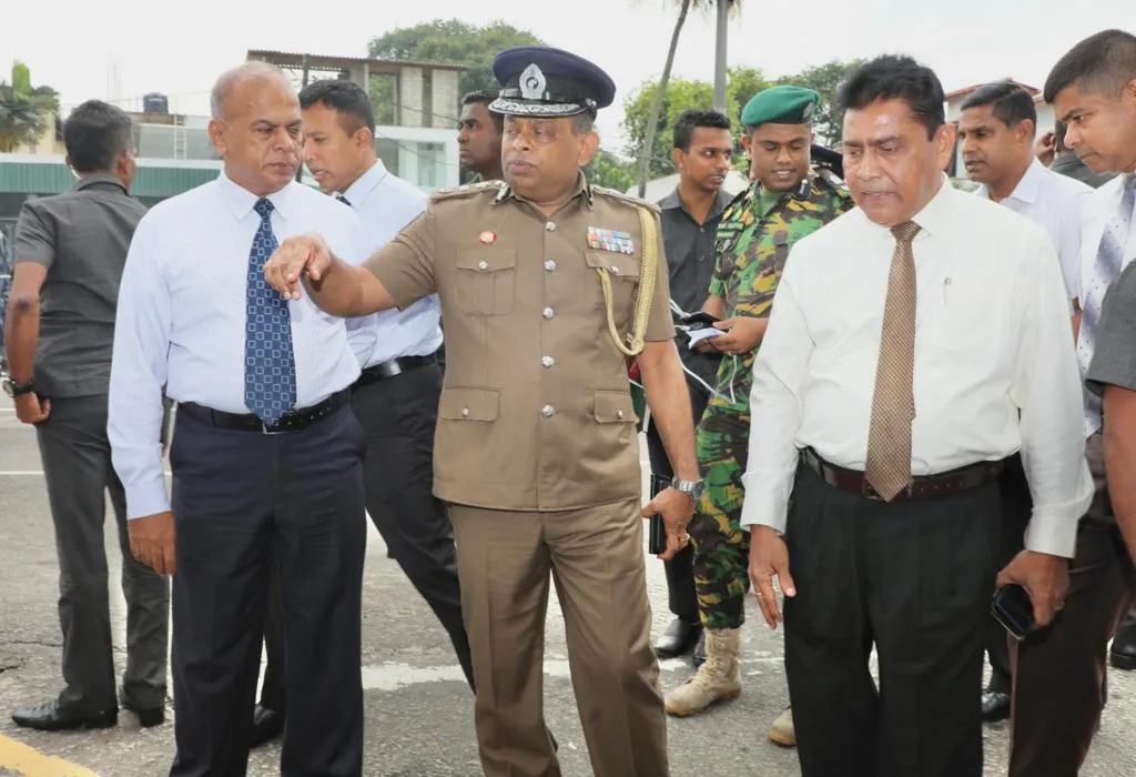 'යුක්තිය' මෙහෙයුමෙන් කුඩු ජාවාරම්කරුවන්ගේ ලක්ෂ 1,060ක දේපළ පොලිස් භාරයට (ඡායාරූප) 4 WhatsApp Image 2024 01 08 at 10.17.27 AM 1