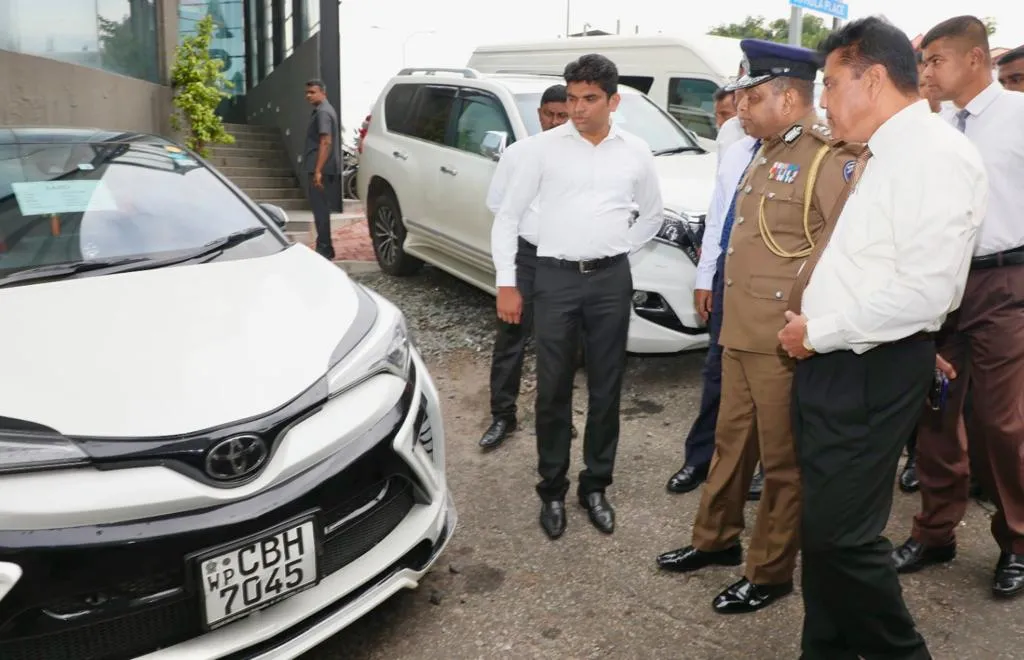 'යුක්තිය' මෙහෙයුමෙන් කුඩු ජාවාරම්කරුවන්ගේ ලක්ෂ 1,060ක දේපළ පොලිස් භාරයට (ඡායාරූප) 2 WhatsApp Image 2024 01 08 at 10.17.29 AM