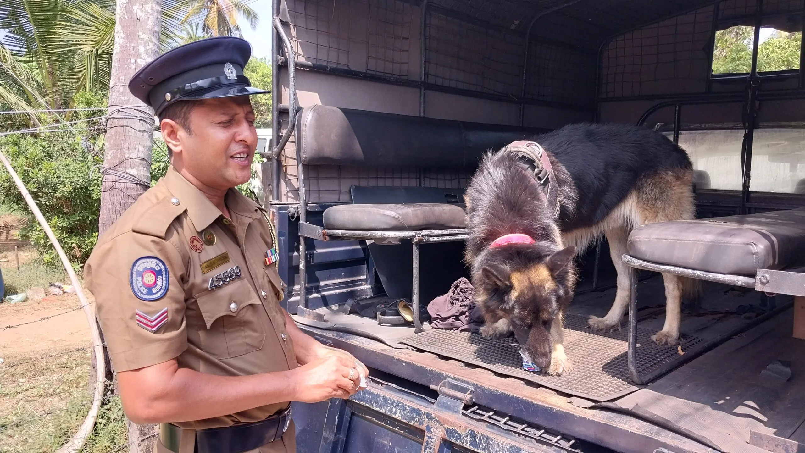 මීගමුවේ වෙඩි තැබීමට වෙඩික්කරුවන් ආ යතුරුපැදිය හමුවෙයි (ඡායාරූප) 3 20240211 110650 scaled