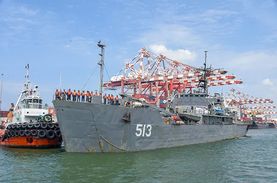 ඉරාන නාවික හමුදාවේ නෞකා දෙකක් කොළඹ වරායට (ඡායාරූප) 5 WhatsApp Image 2024 02 16 at 4.23.28 PM