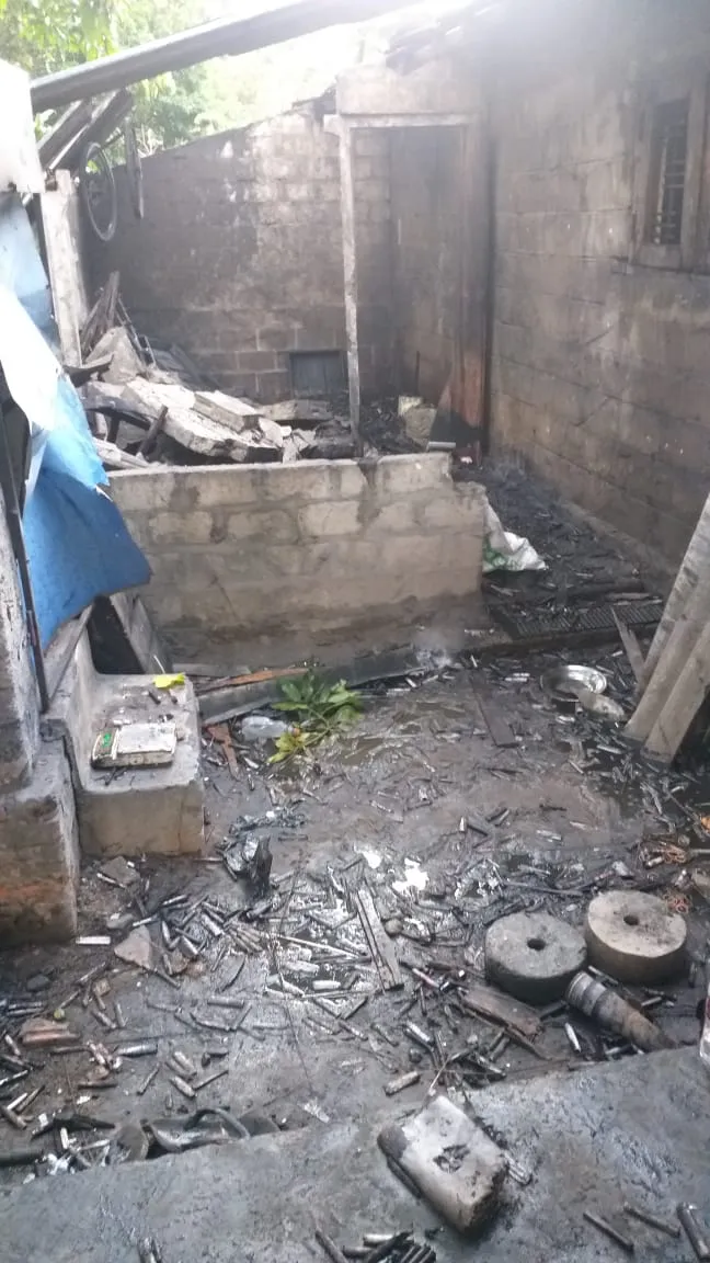 ගිණිකෙළි කර්මාන්තශාලාවක ගින්නකින් දෙදෙනෙක් මරුට (ඡායාරූප) 4 WhatsApp Image 2024 02 28 at 10.47.36 1