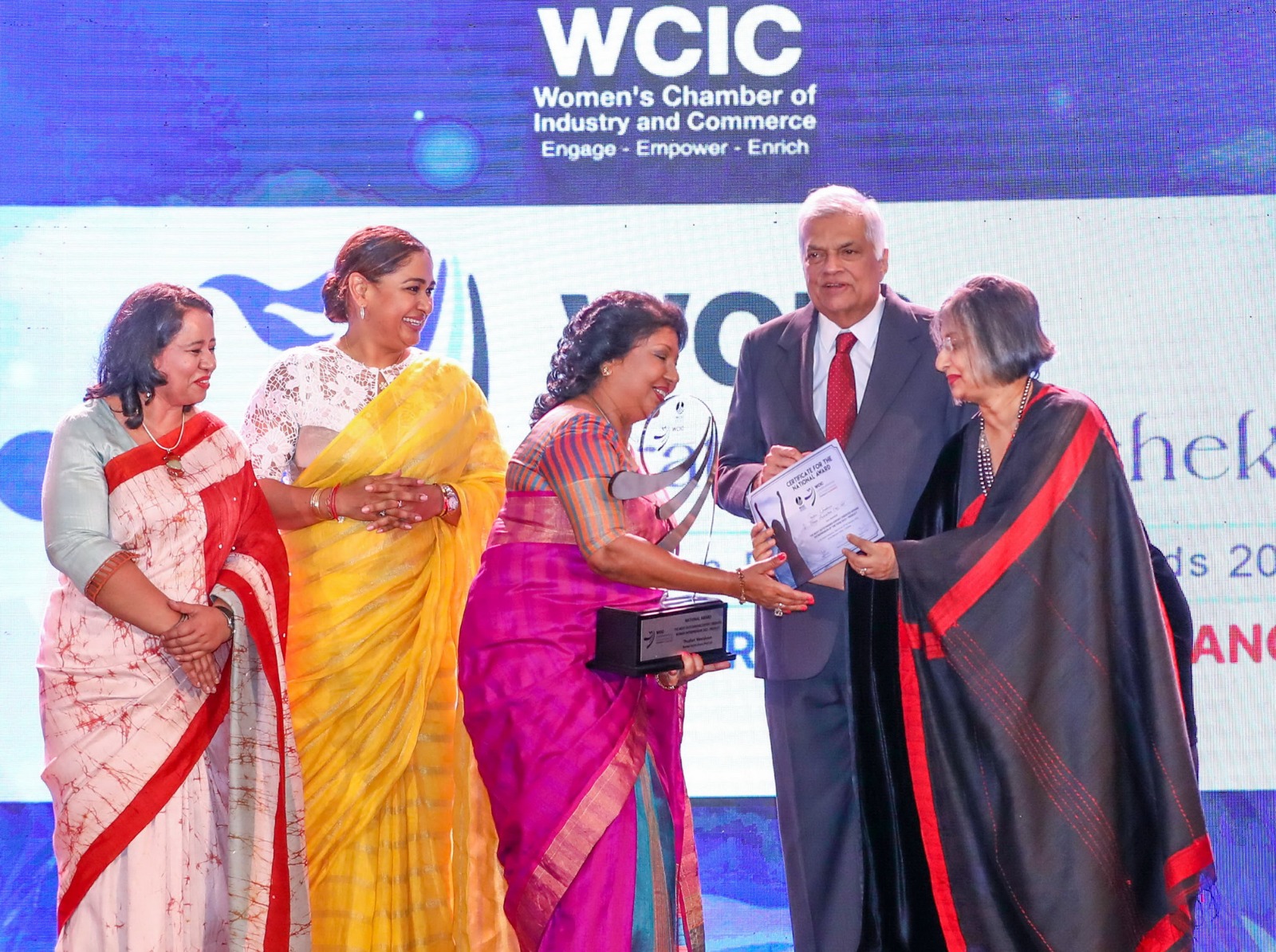 කාන්තා ව්යවසායකත්වය බල ගැන්වීමට රජයෙන් පුළුල් වැඩපිළිවෙළක් 2 WhatsApp Image 2024 02 28 at 12.35.03 1 1