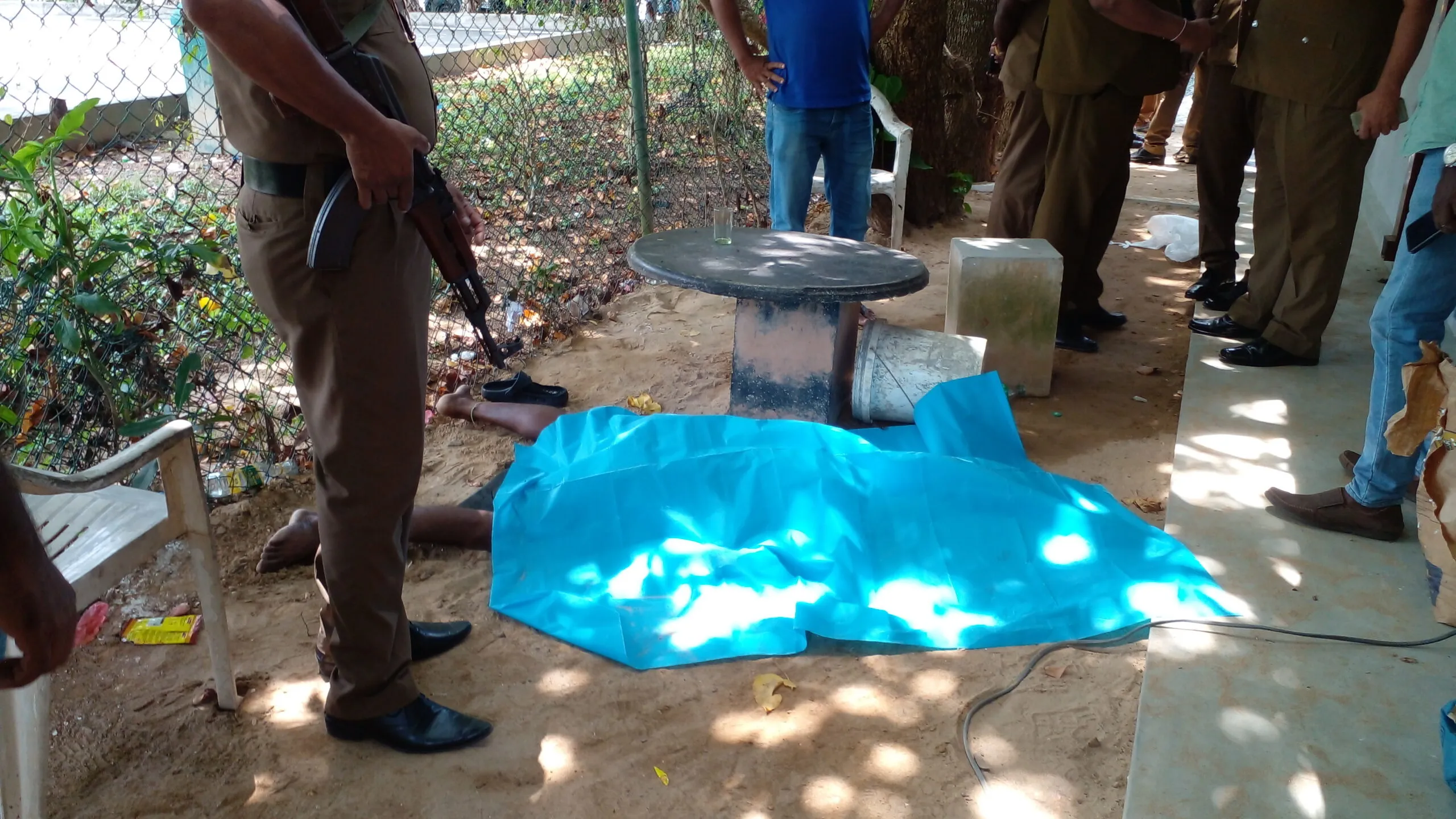 'පච්ච මංජු'ට වෙඩි තැබීමට ආ යතුරුපැදිය ඇලකි ගොඩගනී - පොඩි පැටීගේ වැඩක් දැයි සැකයක් ? (ඡායාරූප) 2 20240301 125434 1 scaled