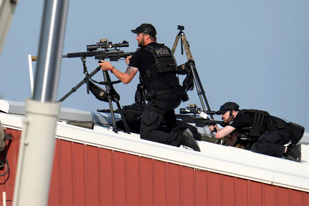 police snipers return fire shots 85415190 c396c0