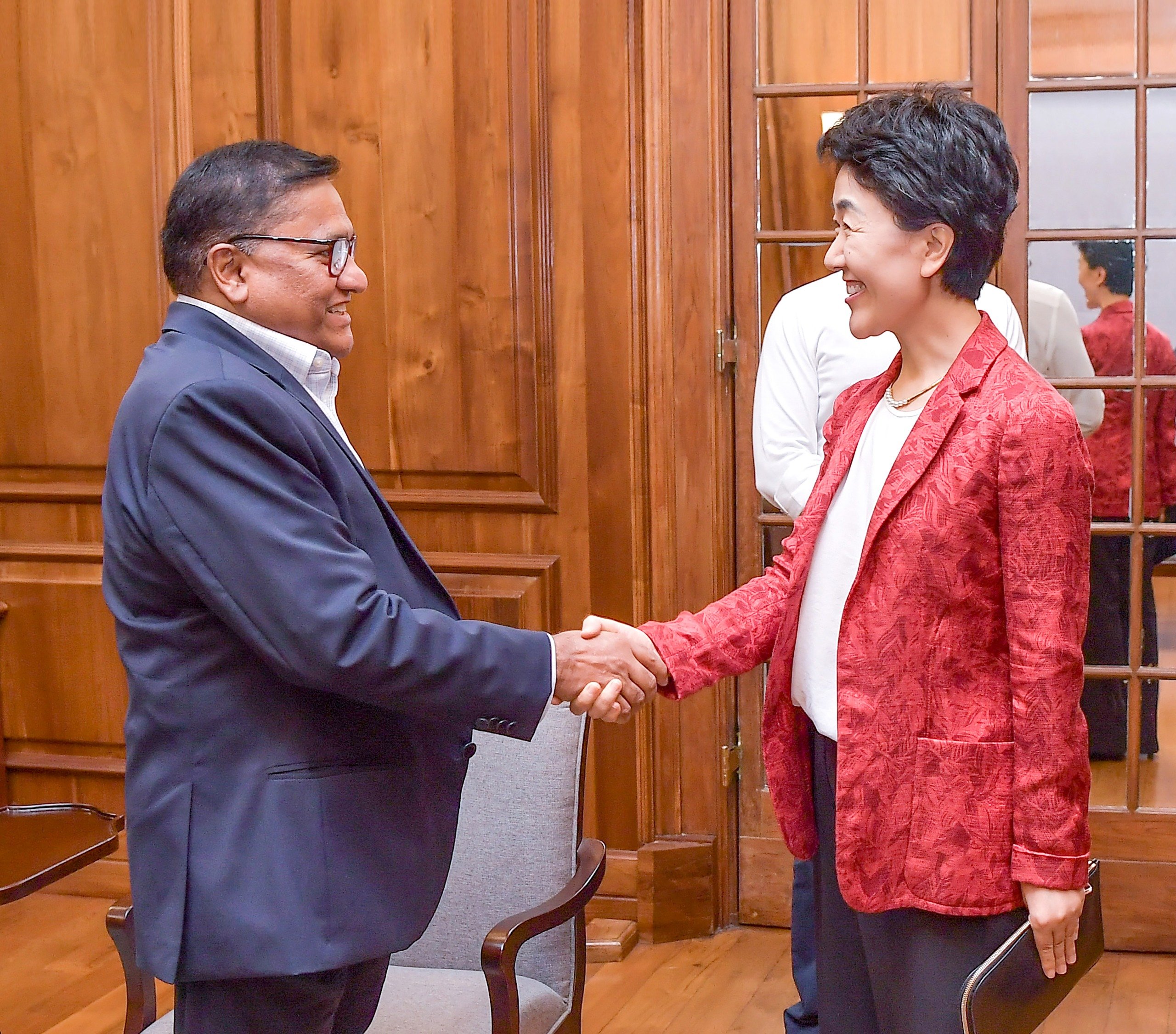 Chinese Vice Minister Pays Courtesy Call on President 6