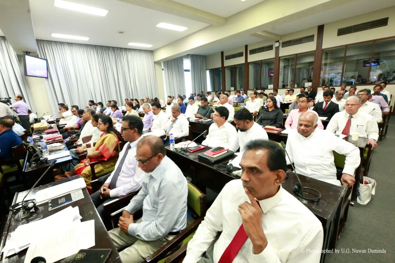 ජනතා අපේක්ෂාවන් උපරිමයෙන් ඉටු කිරීම මන්ත්රීවරුන්ගේ ප්රධාන අපේක්ෂාව විය යුතුයි - අගමැතිනිය 8 WhatsApp Image 2024 11 25 at 3.55.48 PM