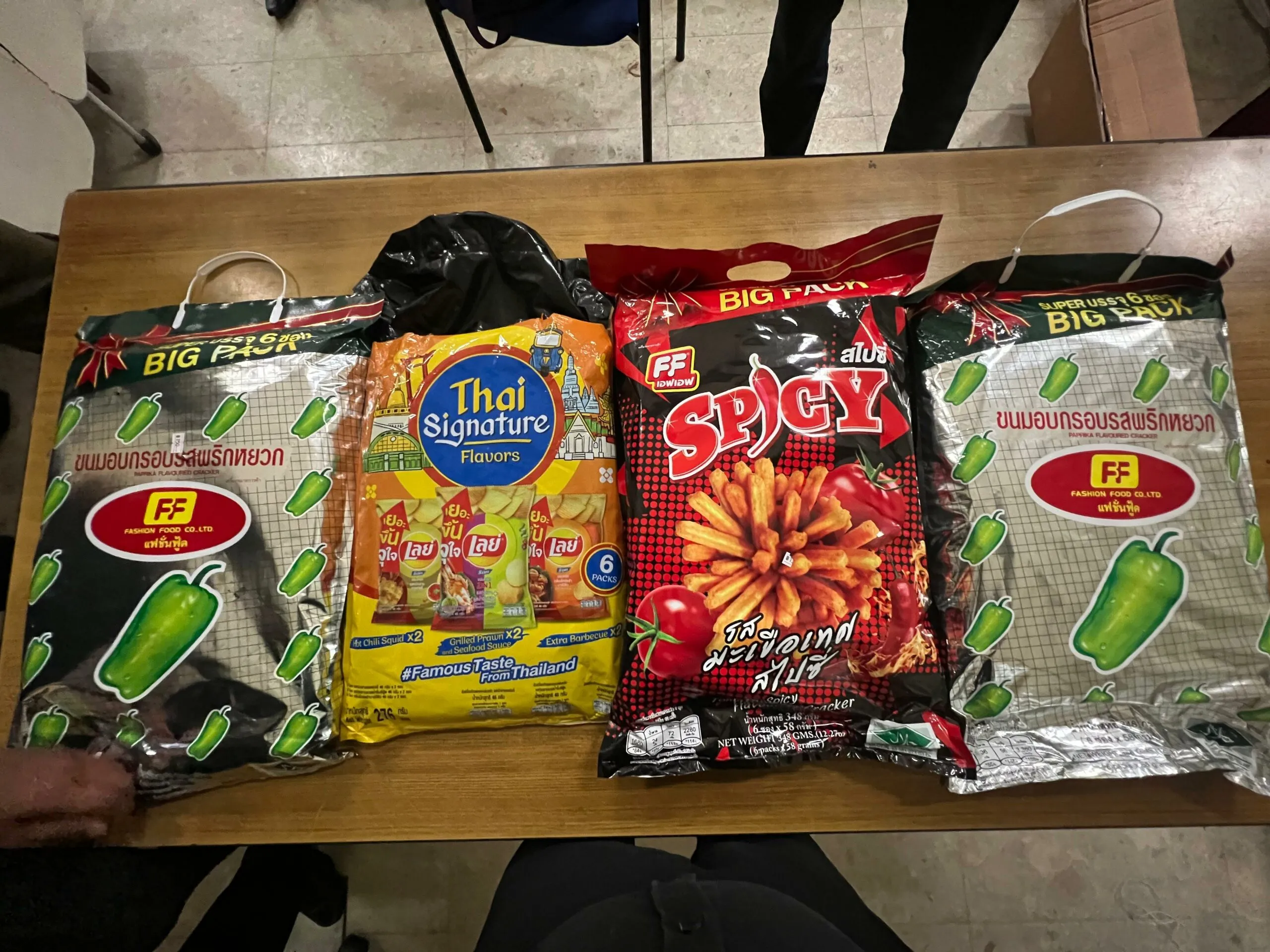 කෝටි හතකට වැඩි කුෂ් සමඟ විදෙස් ගුවන් මගියෙක් අල්ලයි (ඡායාරූප) 4 IMG 20250519 WA0003 scaled