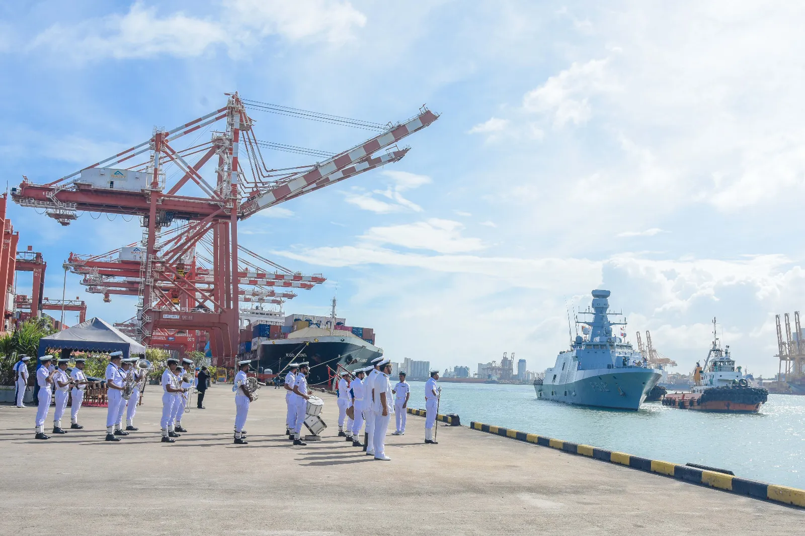 තුර්කි නාවික හමුදාවේ නෞකාවක් දිවයිනට (ඡායාරූප) 6 WhatsApp Image 2025 06 14 at 9.10.07 AM