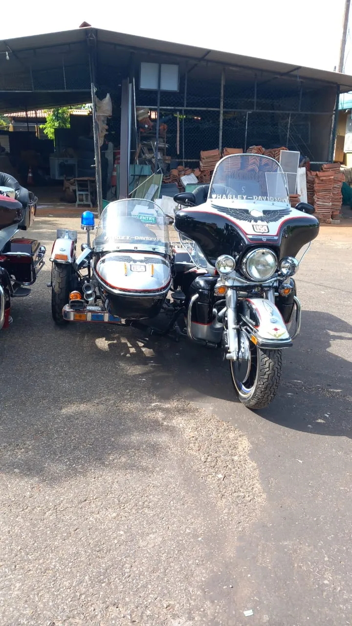 හම්බන්තොට කුරුළු උද්යානයේ ගබඩාවකින් නීති විරෝධීව ගෙන්වූ සුපිරි යතුරුපැදි තොගයක් සොයාගැනේ (ඡායාරූප) 8 WhatsApp Image 2025 07 12 at 4.32.47 PM 1