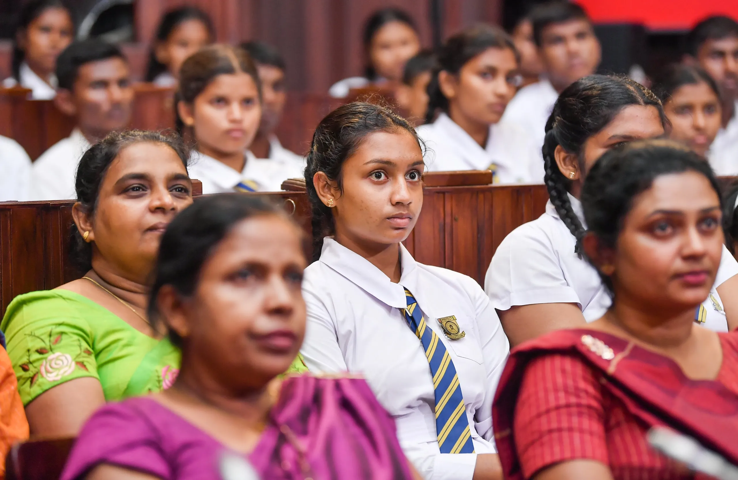 Vision වැඩසටහනට සහභාගීවීමට කොළඹ ආ කුරුණෑගල හා ත්රිකුණාමල සිසු සිසුවියන් පිරිසකට අවස්ථාව (ඡායාරූප) 8 කුරුණෑගල මාවතගම මධ් ය මහා විද් යාලයේ සහ ත් රිකුණාමලය ශ් රී කෝණේෂ්වර හින්දු විද් යාලයේ සිසුහු 18