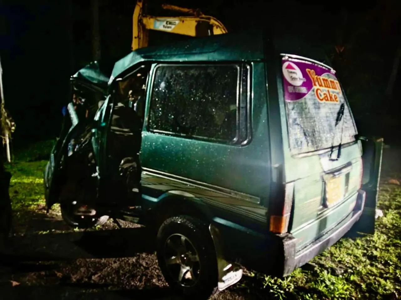 Update - දක්ෂිණ අධිවේගයේ අද අලුයම සිදු වූ අනතුරේ තොරතුරු රැසක් අනාවරණය වෙයි (ඡායාරූප) 7 DeWatermark.ai 1757993831728