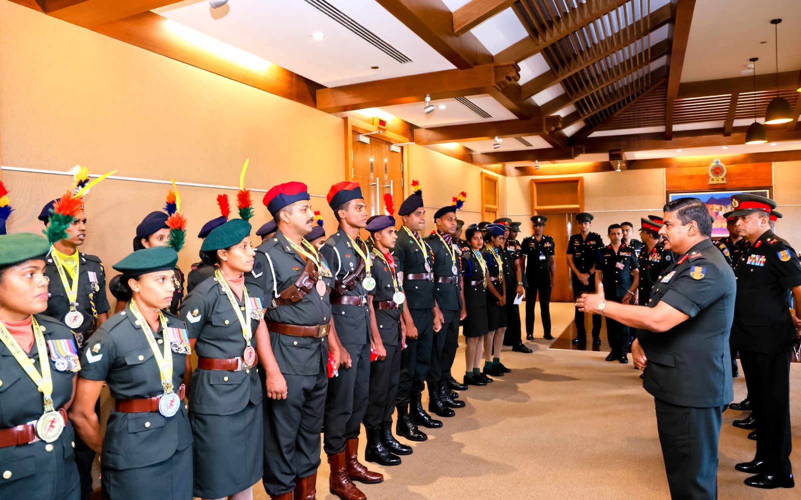 දකුණු ආසියානු මළල ක්රීඩා ශූරතාවලියේදී දස්කම් දැක්වූ යුද හමුදා ක්රීඩකයින් පැසසුමට (ඡායාරූප) 2 WhatsApp Image 2025 10 31 at 12.05.14 3