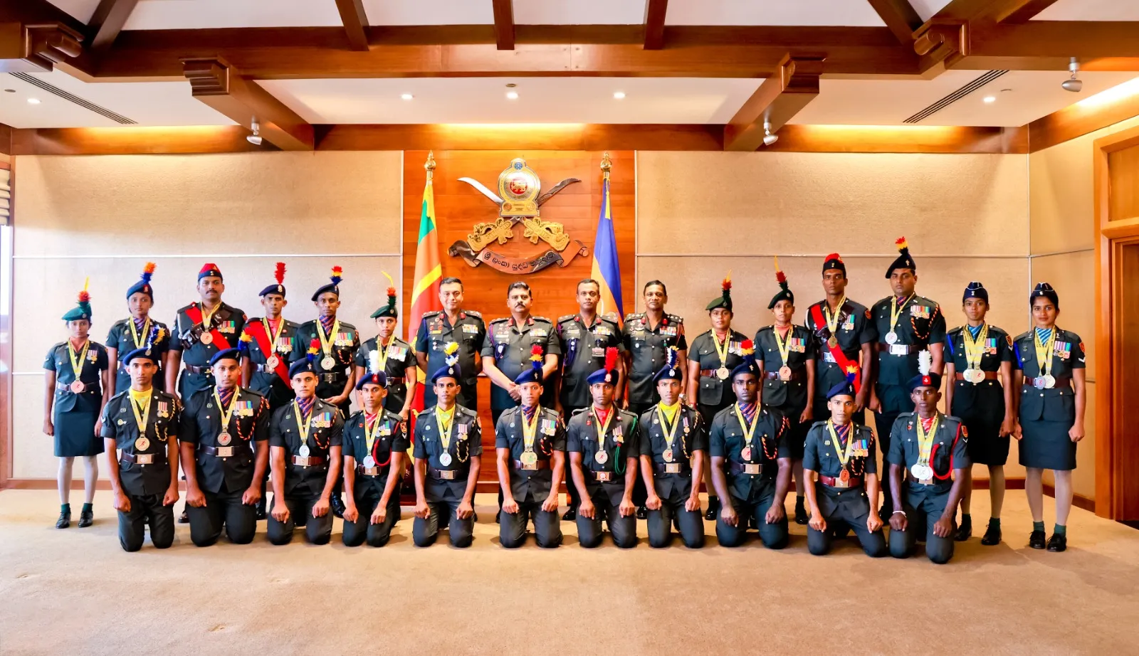 දකුණු ආසියානු මළල ක්රීඩා ශූරතාවලියේදී දස්කම් දැක්වූ යුද හමුදා ක්රීඩකයින් පැසසුමට (ඡායාරූප) 3 WhatsApp Image 2025 10 31 at 12.05.18 5