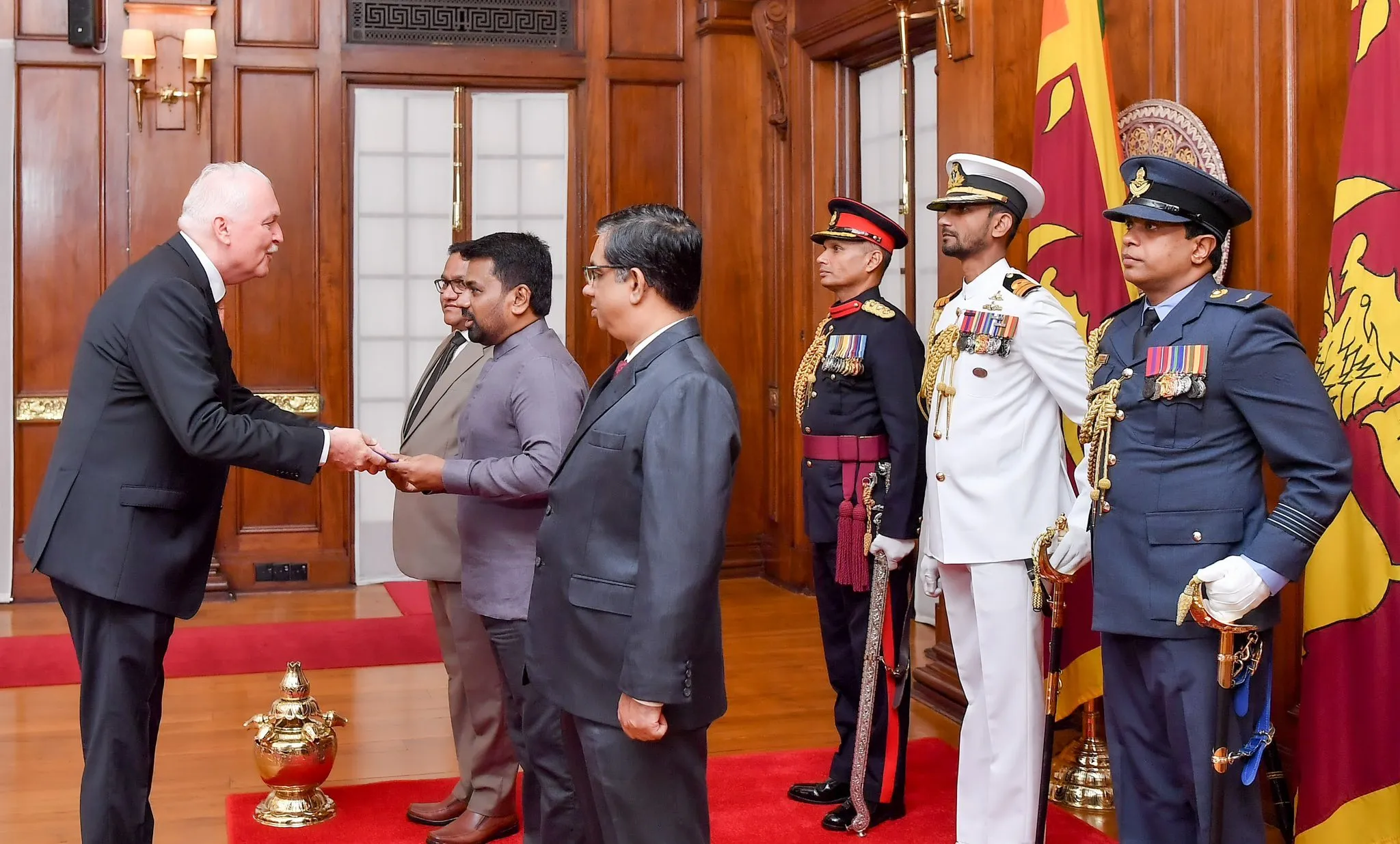 අලුතින් පැමිණි තානාපතිවරු සහ මහ කොමසාරිස්වරු ජනපති හමුවට 5 583104719 1421738412655717 690859744954348919 n