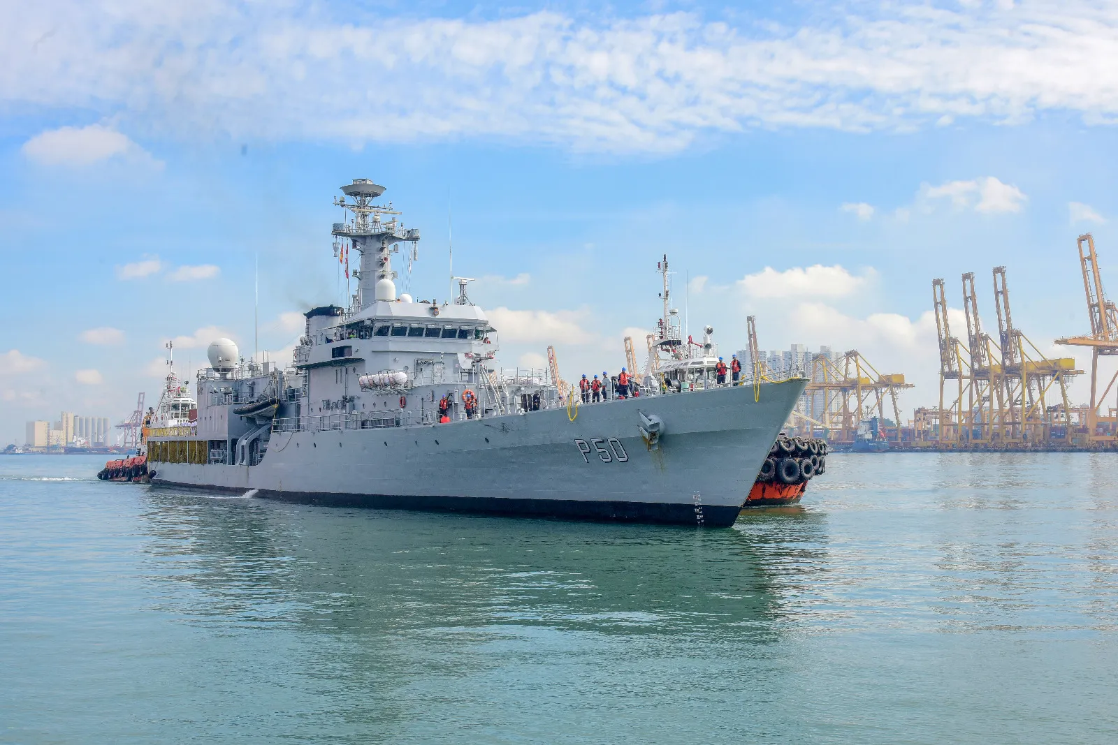 ඉන්දීයාවේ ‘INS SUKANYA’ යුද නෞකාව දිවයිනට (ඡායාරූප) 1 WhatsApp Image 2025 11 19 at 20.32.21 1